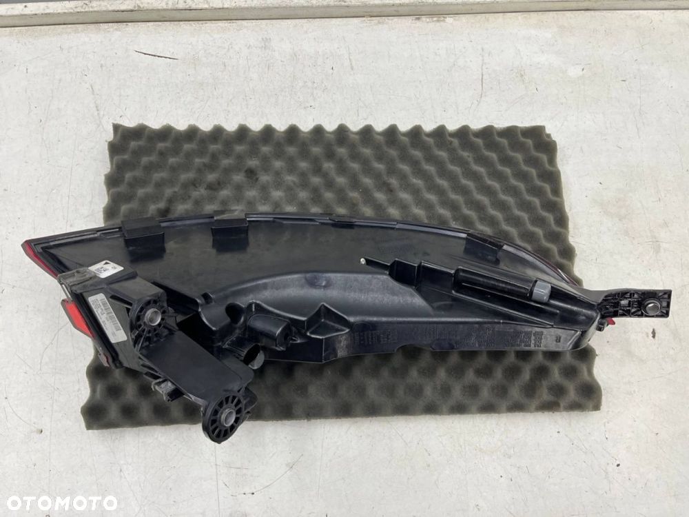 Lampa Porsche Panamera II 971 16-20r. PRAWA tylna w błotnik ORYGINALNA prawy tył Europa 971945092b - 11