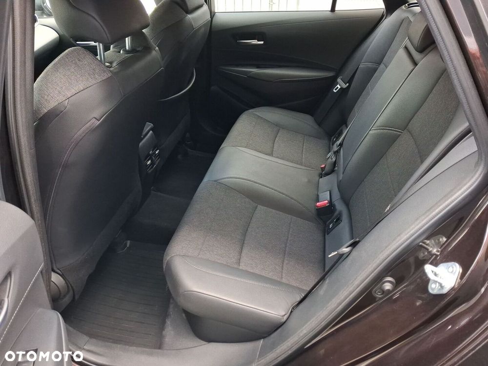 Toyota Corolla 1.8 Hybrid Comfort - 14