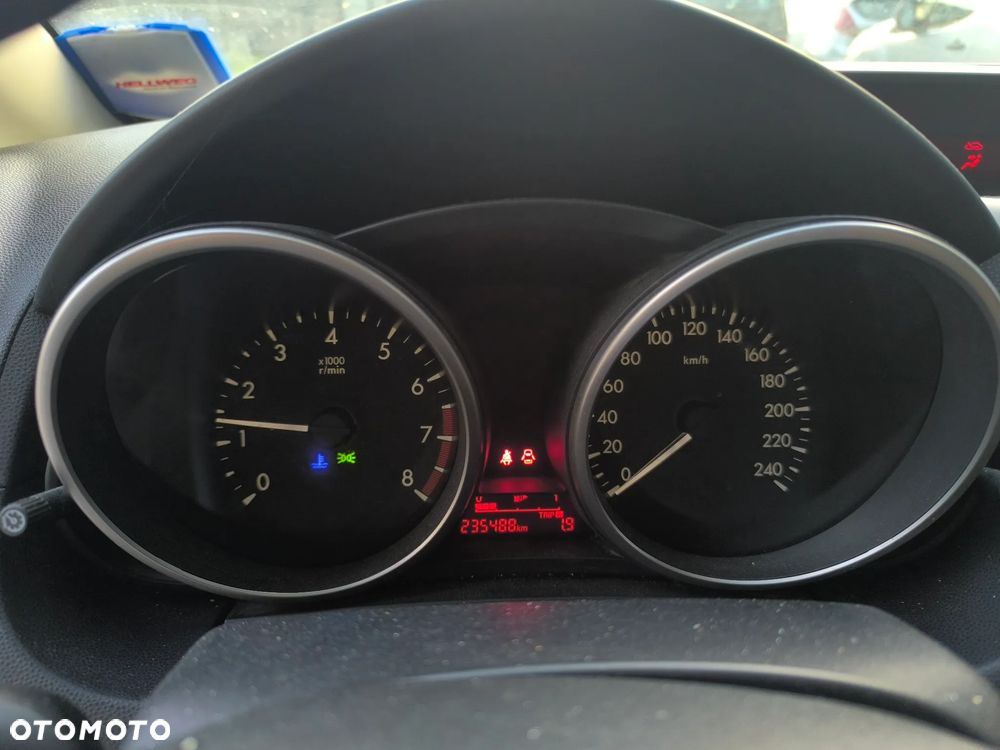 Mazda 5 - 9