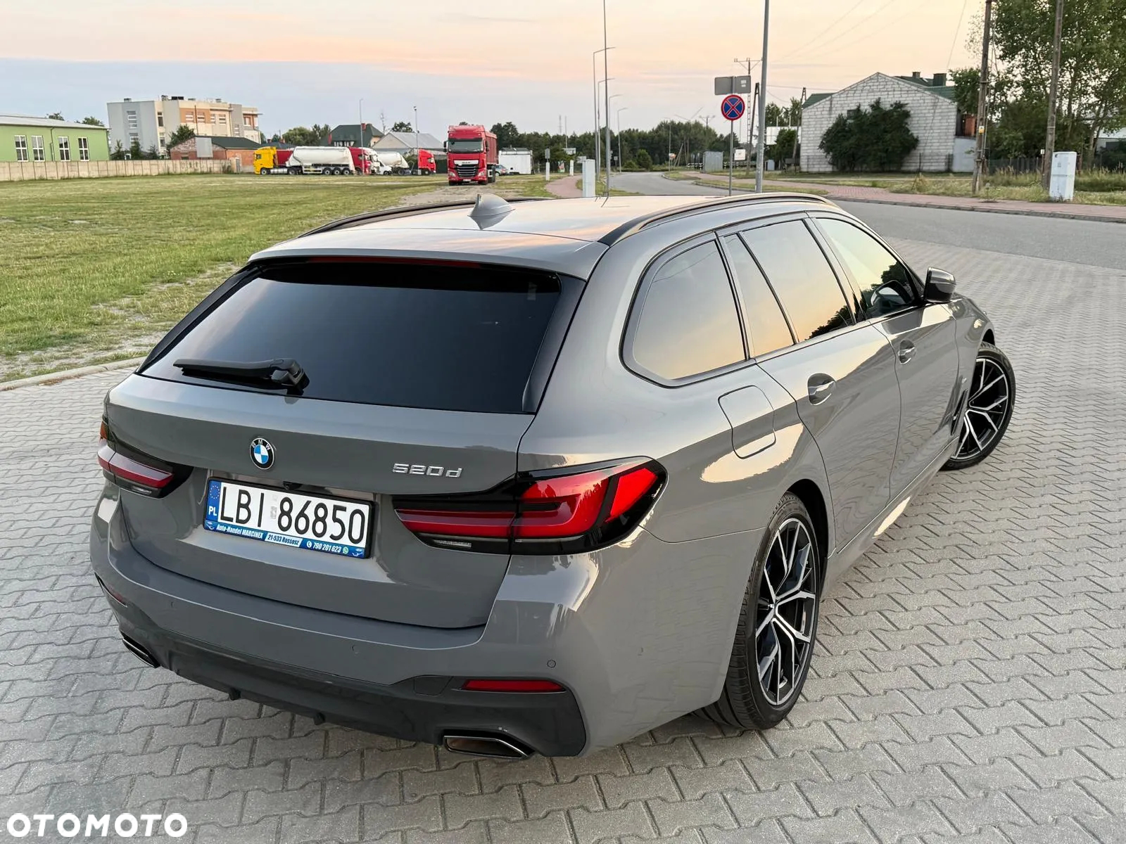 BMW Seria 5 520d Touring M Sport Edition - 31