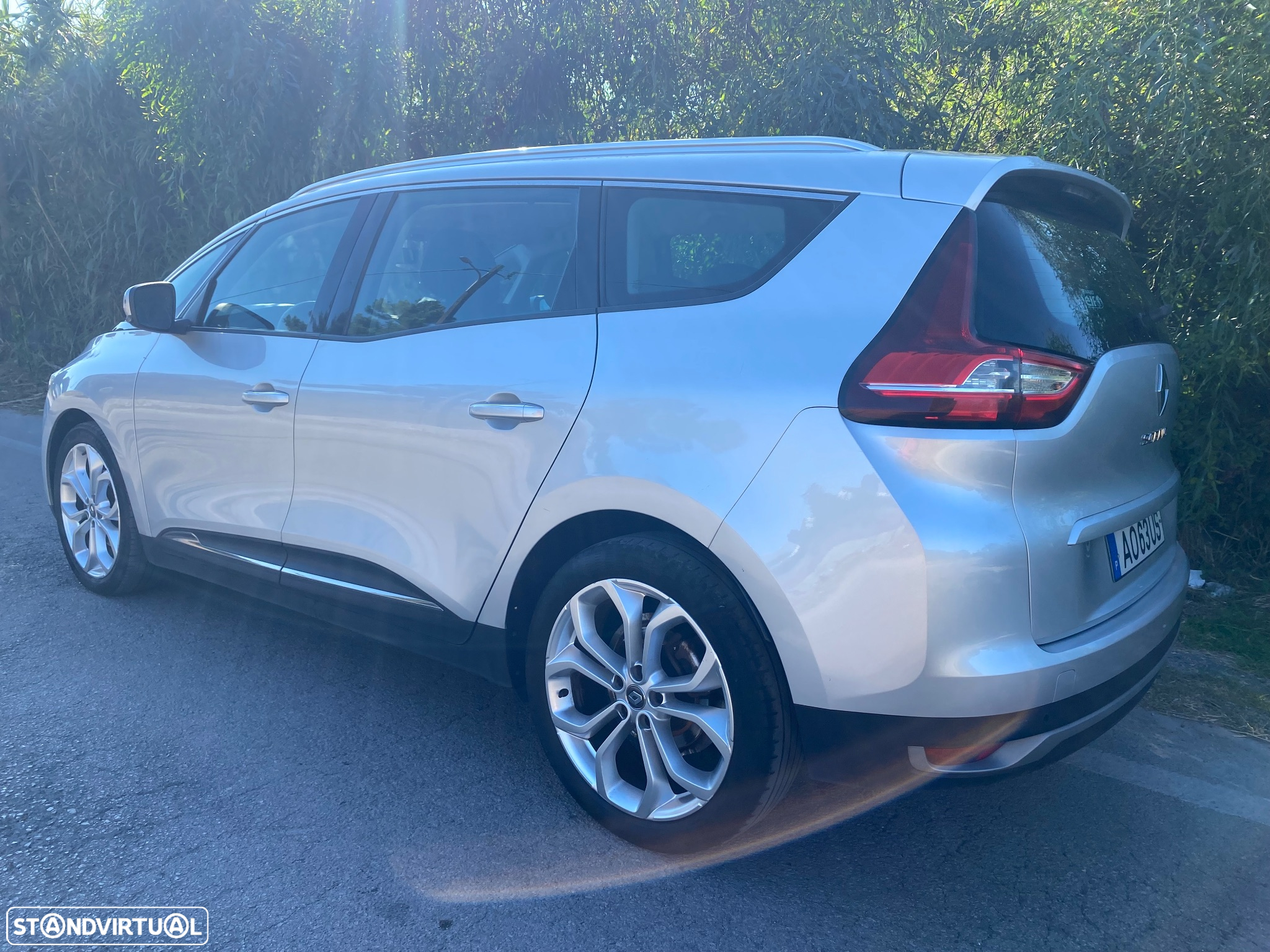 Renault Grand Scénic 1.6 dCi Luxe SS - 4