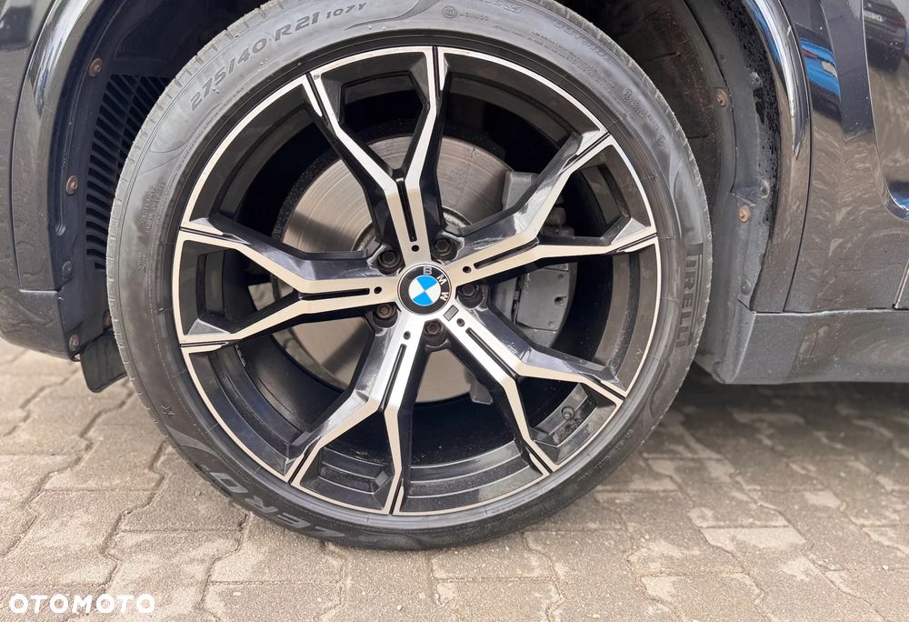 BMW X5 M M50d - 15