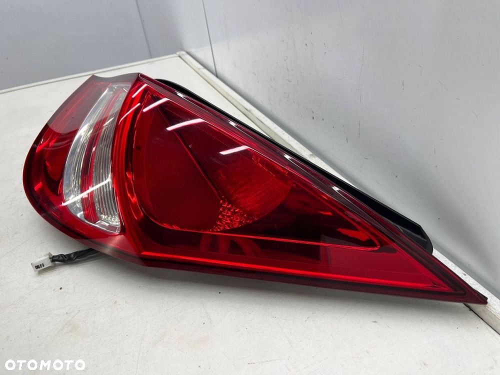 Lampa Hyundai i30 I FD 07-12r. HB 5Drzwi PRAWA tylna oryginalna prawy tył BEZ USZKODZEŃ 92402-2r0 - 6