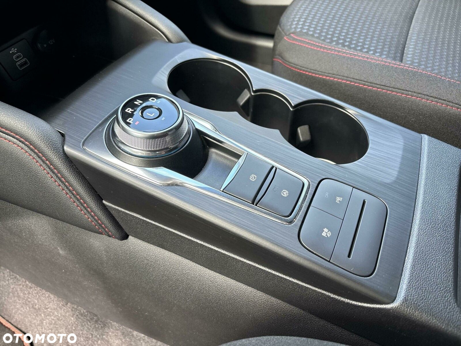 Ford Kuga - 15