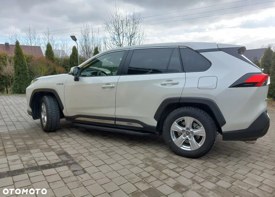 Toyota RAV4 - 5