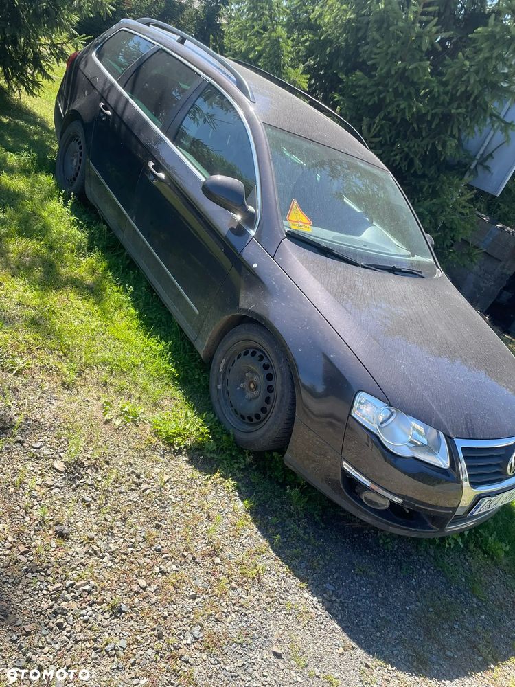 Volkswagen Passat - 4
