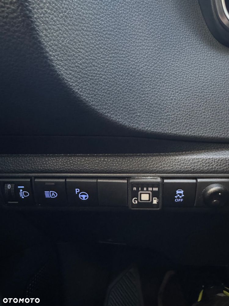 Toyota Corolla 1.8 Hybrid Comfort - 23