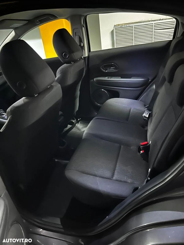 Honda HR-V 1.5 i-VTEC M/T Elegance - 17