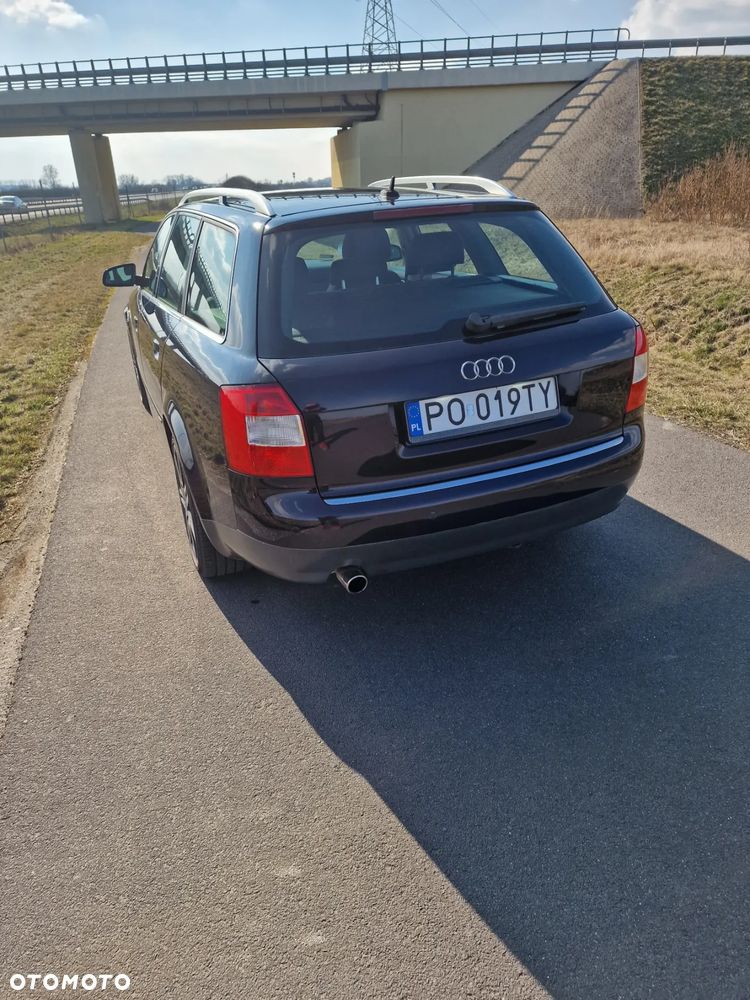 Audi A4 Avant ver-avant-2-0 - 5