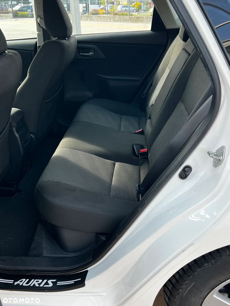 Toyota Auris 1.8 HSD Luna - 9