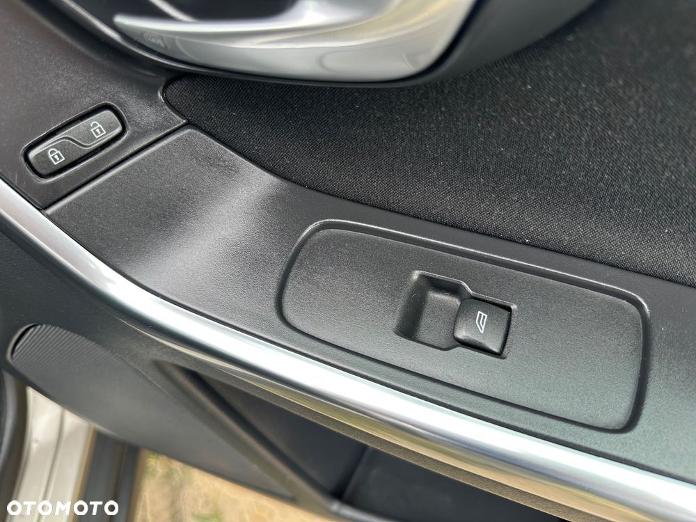 Volvo XC 60 - 19