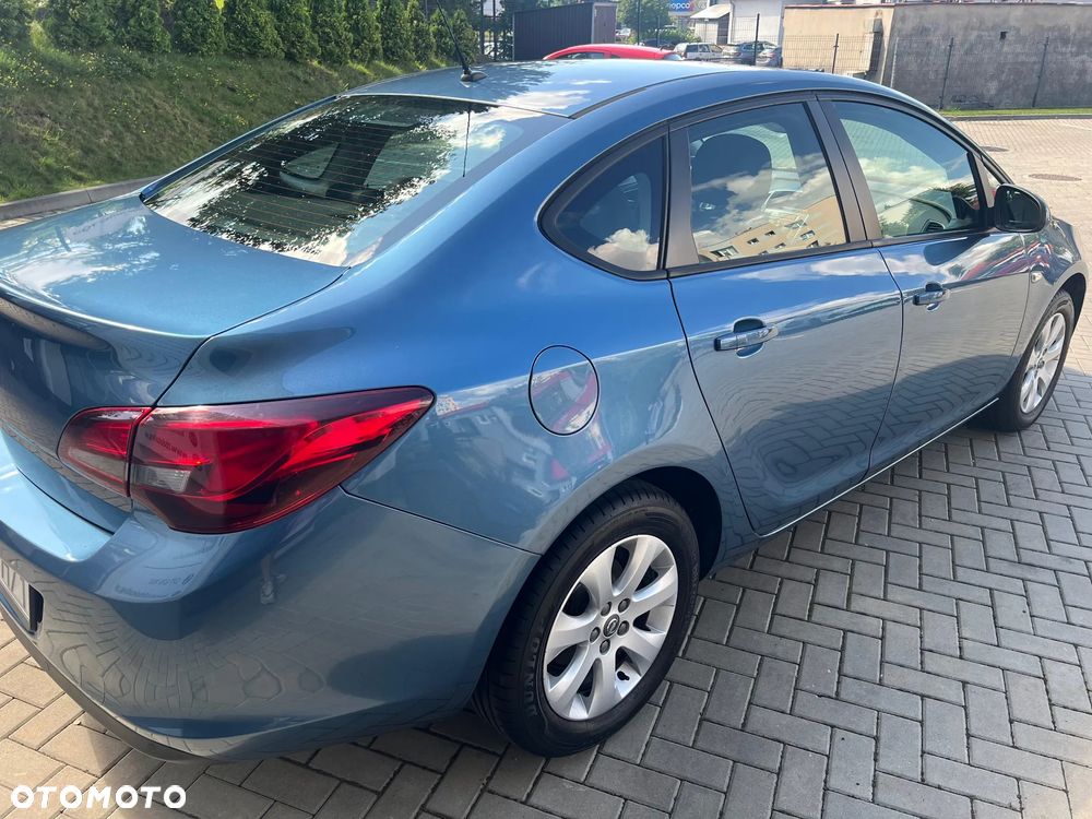 Opel Astra 1.6 Business - 6