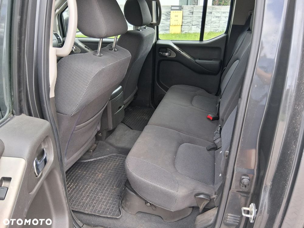 Nissan Navara Autm Premium - 9