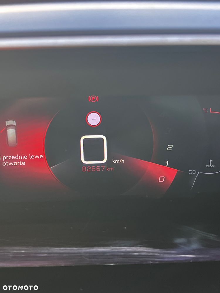 Peugeot 2008 - 12