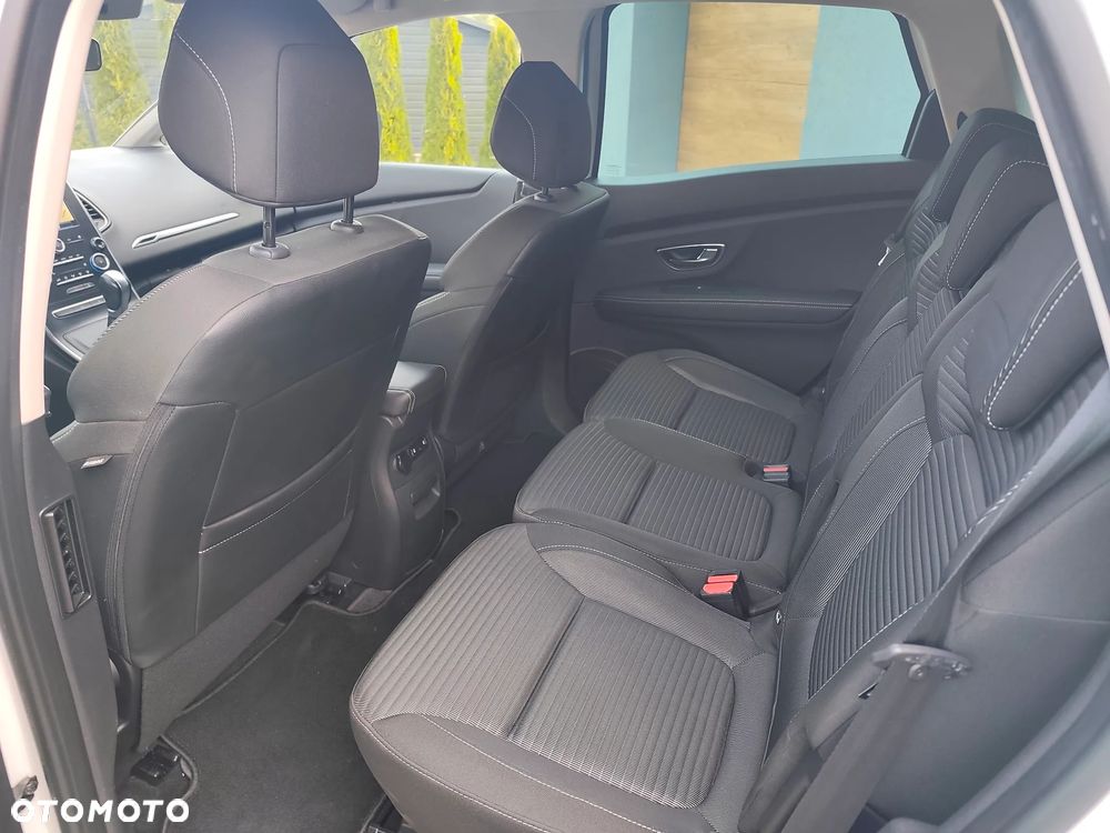 Renault Scenic - 10
