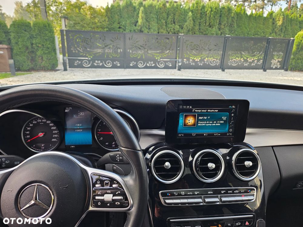 Mercedes-Benz Klasa C 200 d T 9G-TRONIC AMG Line - 27