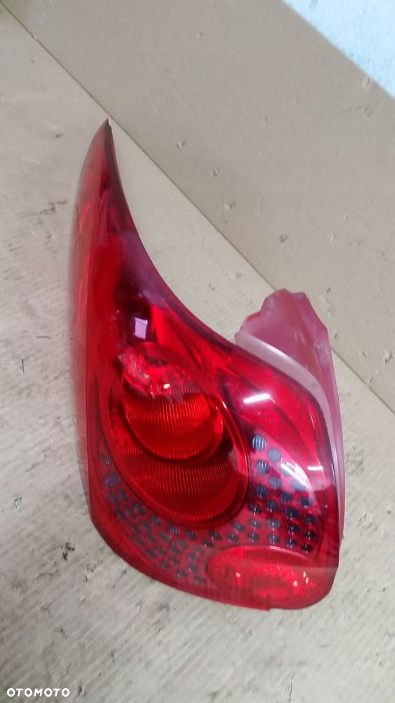 peugeot 207 sw kombi lampa lewa tył 9680157980 - 1