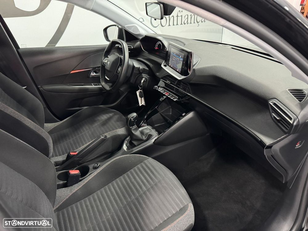 Peugeot 208 1.2 PureTech Active Pack - 33