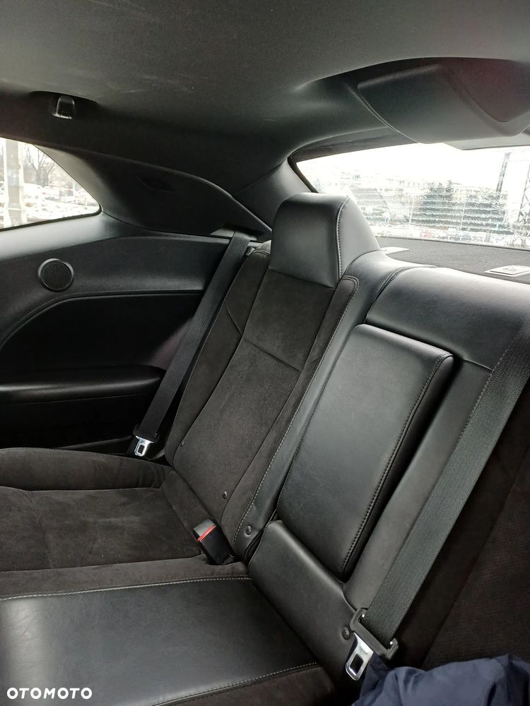 Dodge Challenger - 7