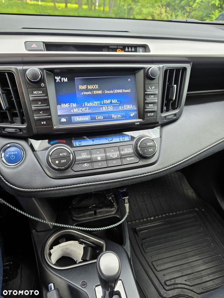 Toyota RAV4 Hybrid Premium 4x2 - 5