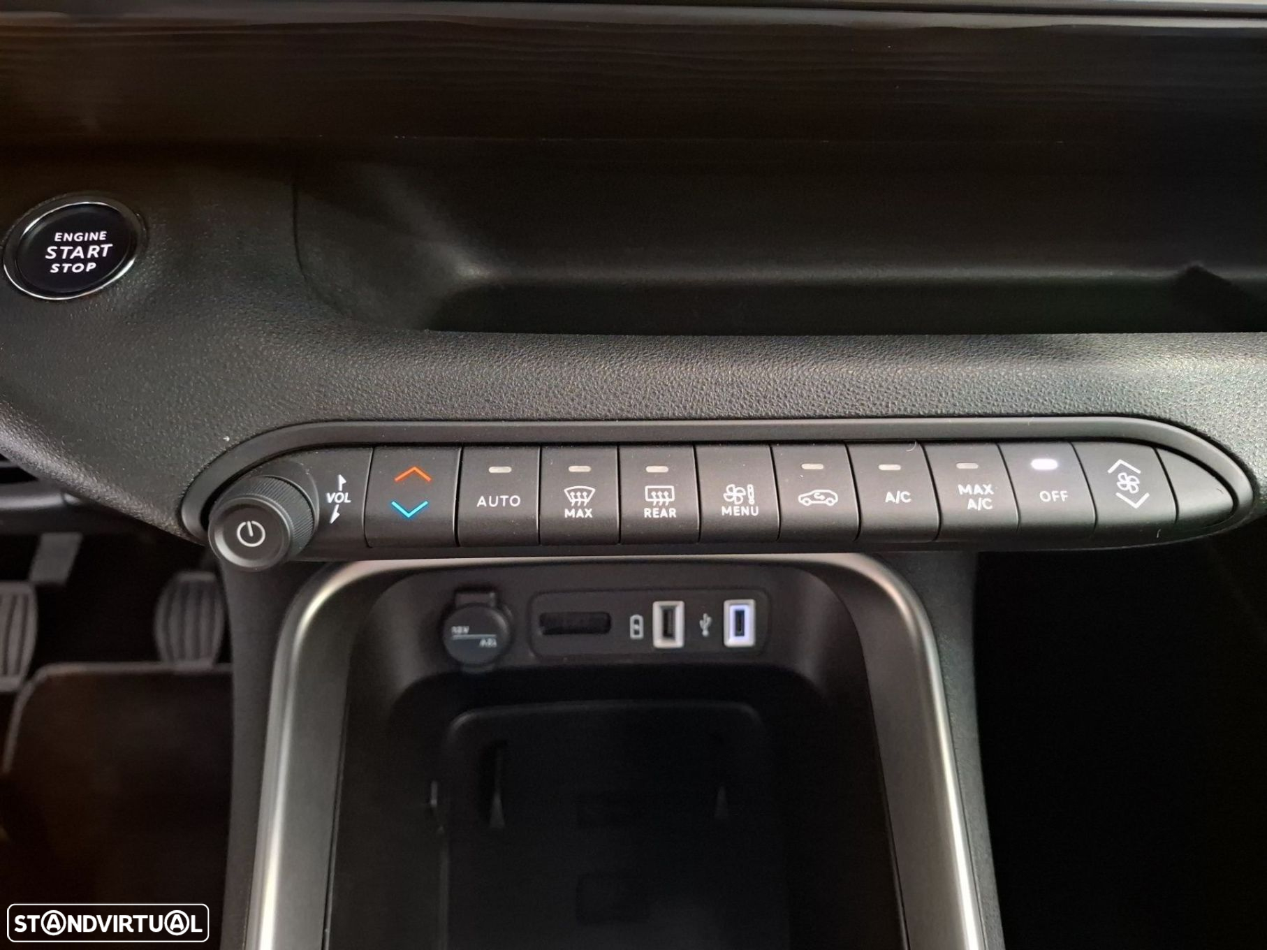 Jeep Avenger 1.2 GSE T3 Altitude - 24