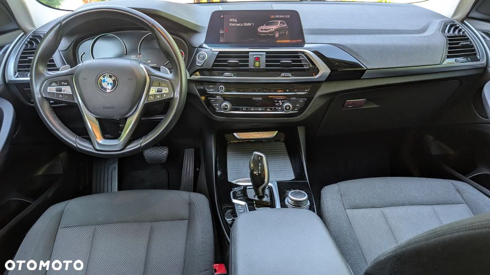 BMW X3 xDrive20i GPF Advantage - 13