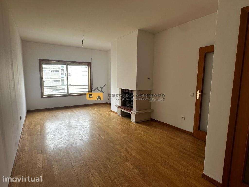 Apartamento T3 Águas Santas - Grande imagem: 2/22