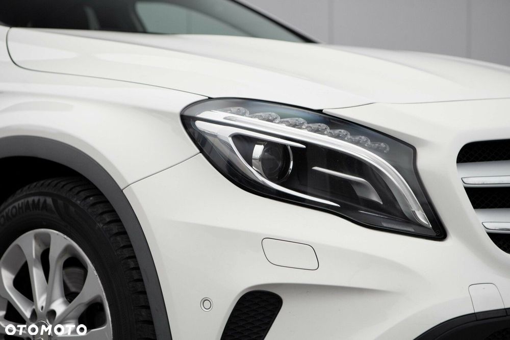 Mercedes-Benz GLA - 6