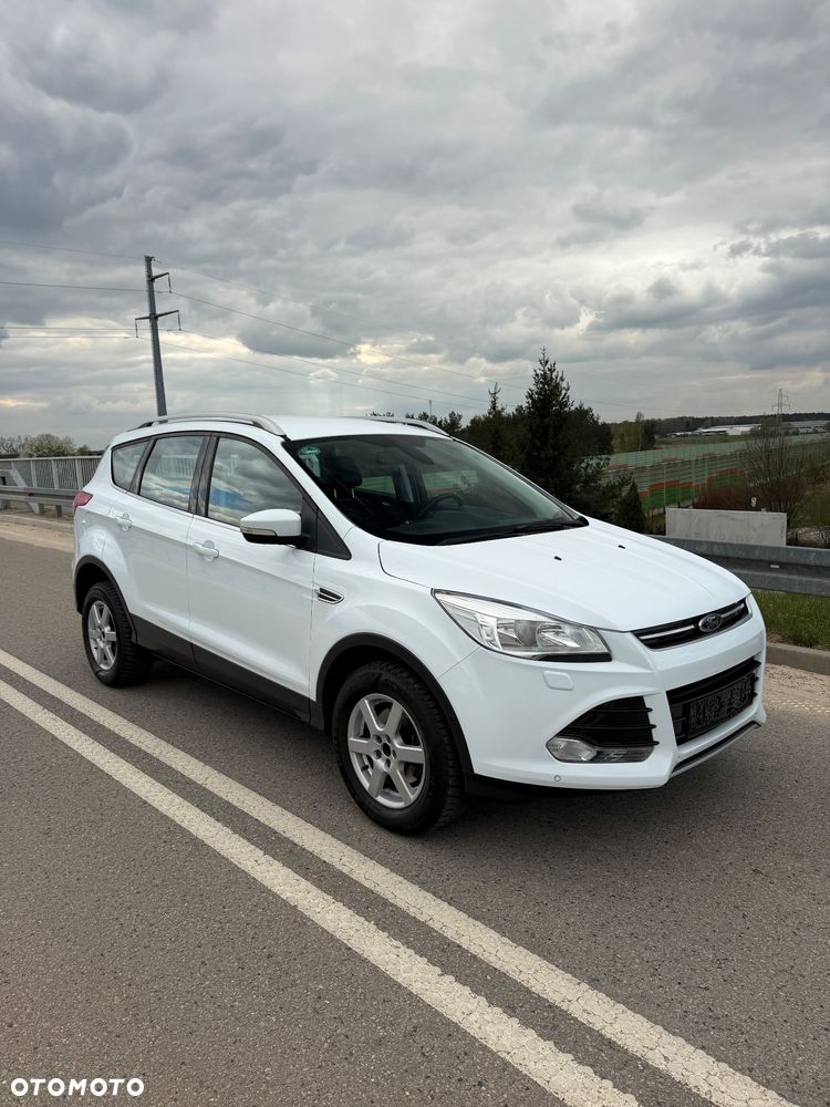 Ford Kuga 1.6 EcoBoost 2x4 Individual - 24