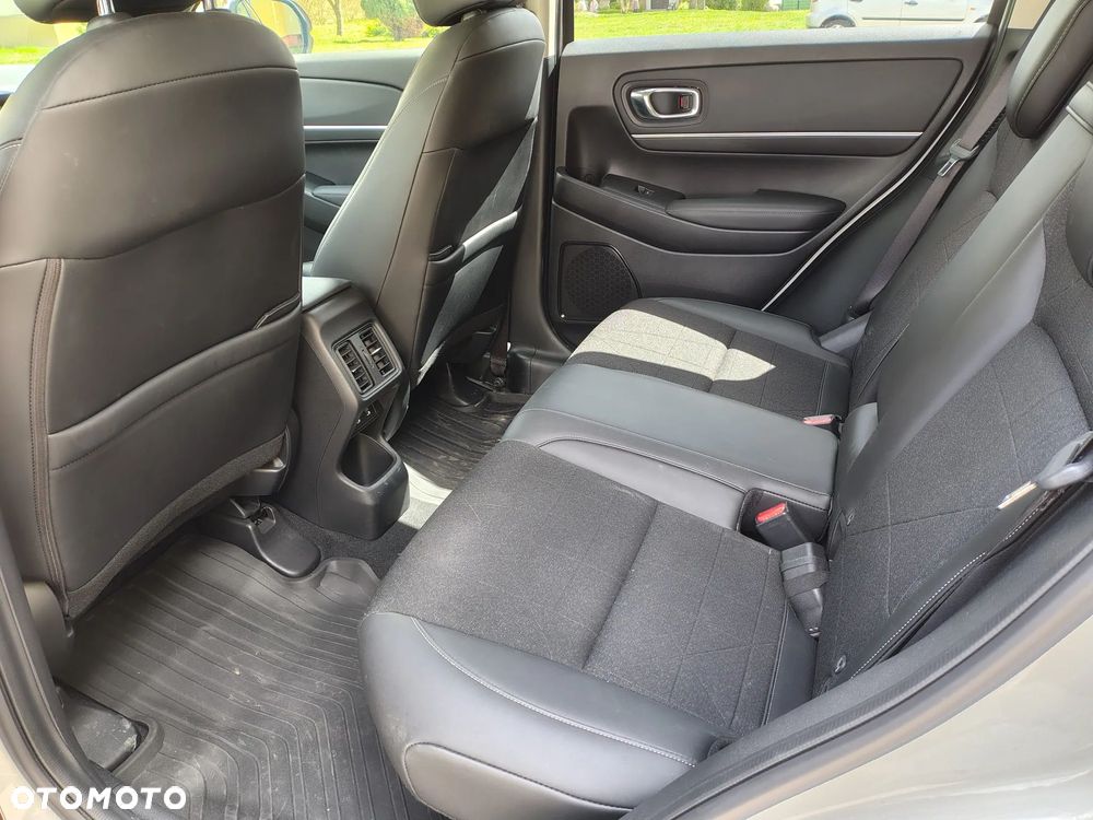Honda HR-V 1.5 i-MMD Advance CVT - 18