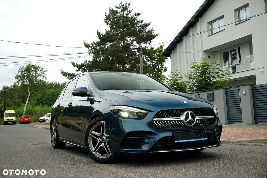 Mercedes-Benz Klasa B 180 7G-DCT AMG Line Advanced Plus - 3