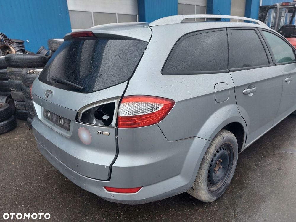 Ford Mondeo MK4 drzwi prawe tył kombi 76 - 1