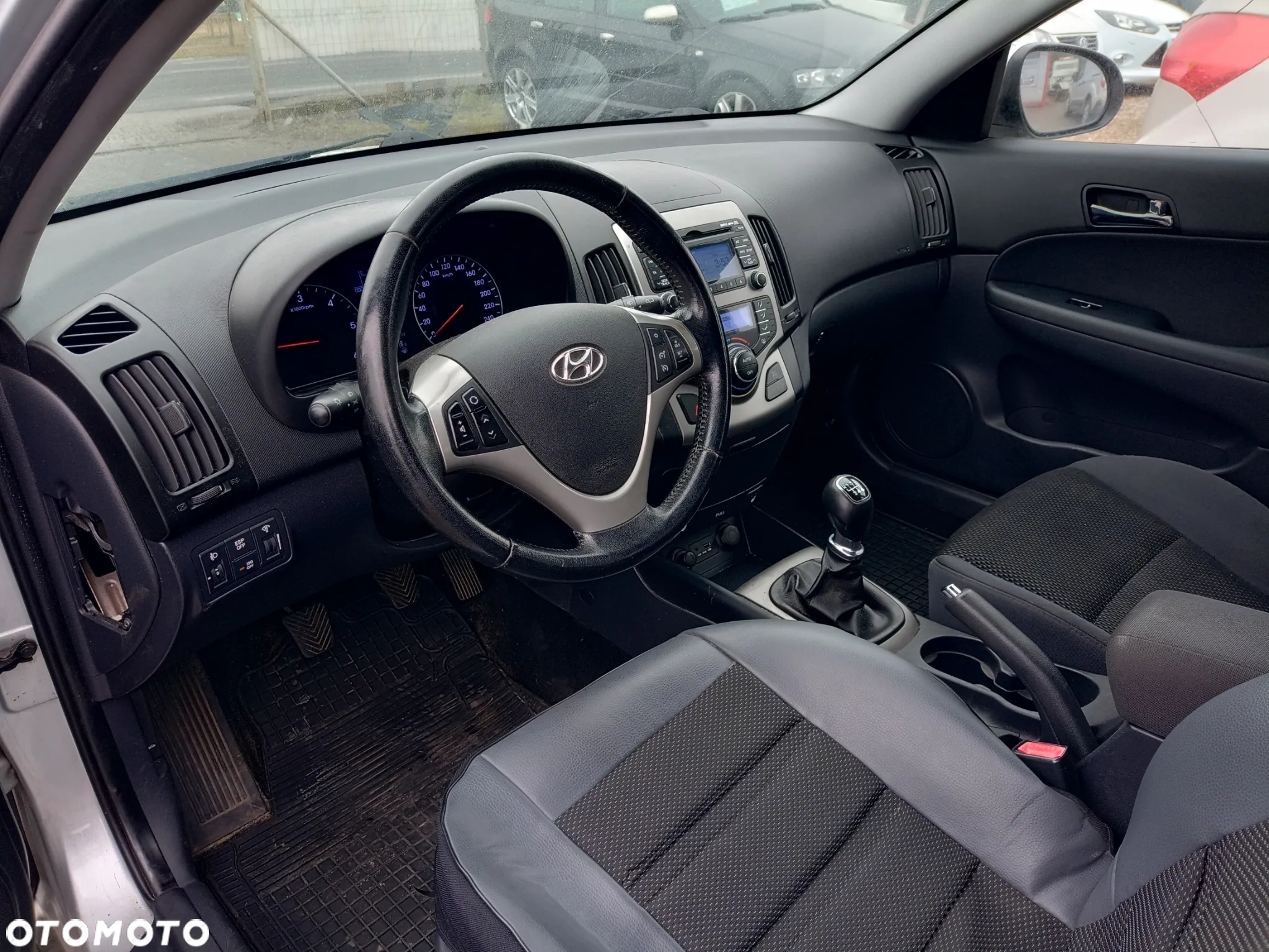 Hyundai i30 1.6 CRDI blue Classic - 12