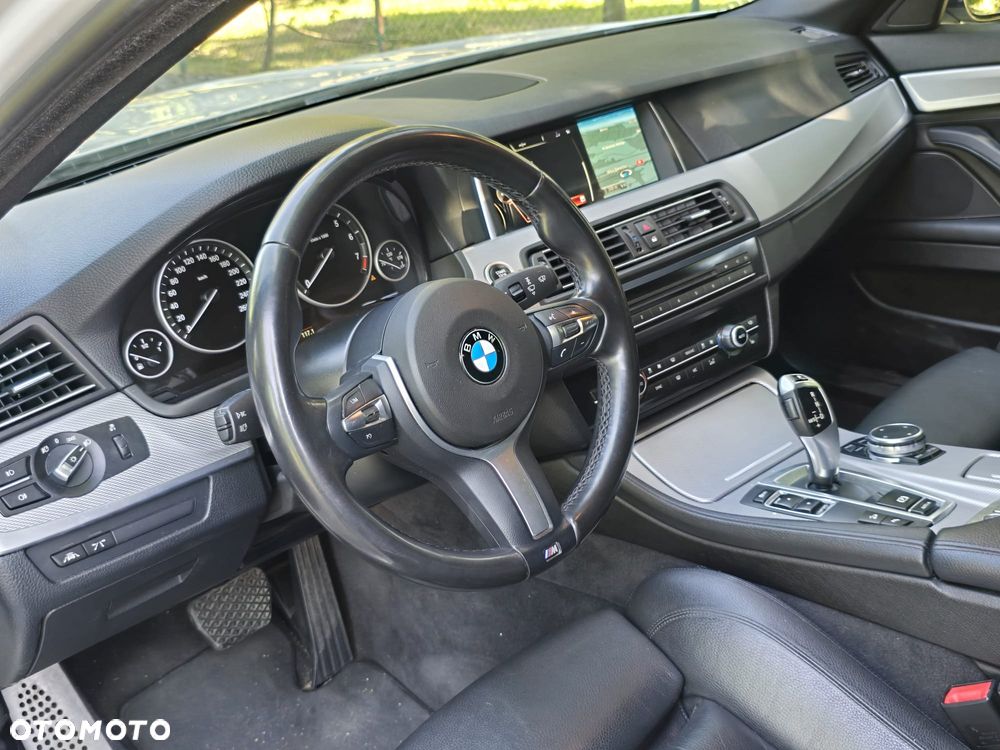 BMW Seria 5 528i xDrive Sport-Aut Modern Line - 9