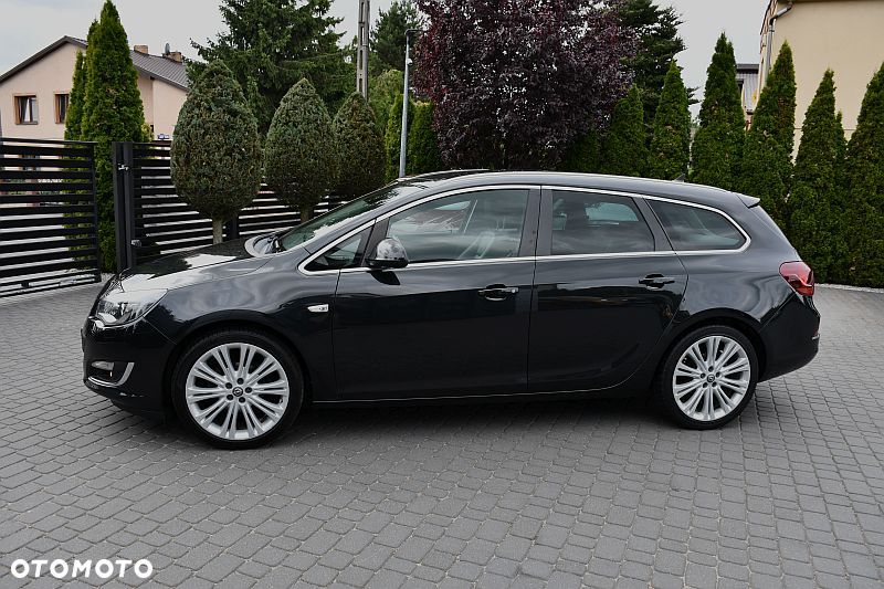 Opel Astra 1.4 T Cosmo - 26