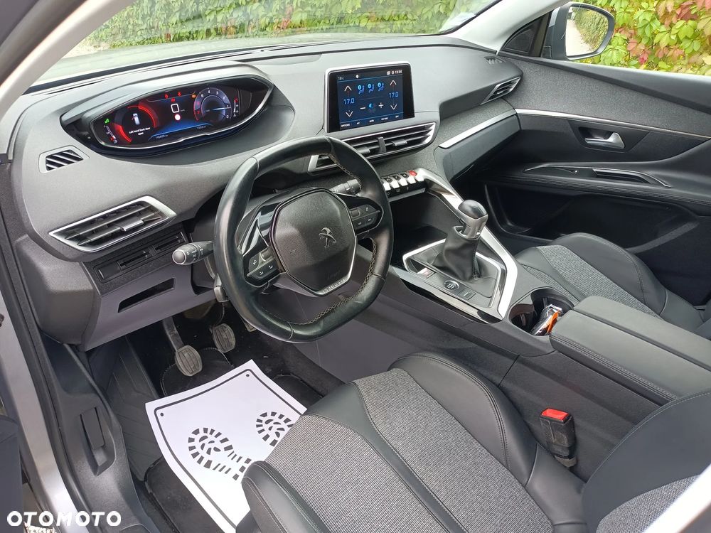 Peugeot 3008 PureTech 130 Stop & Start Allure - 34