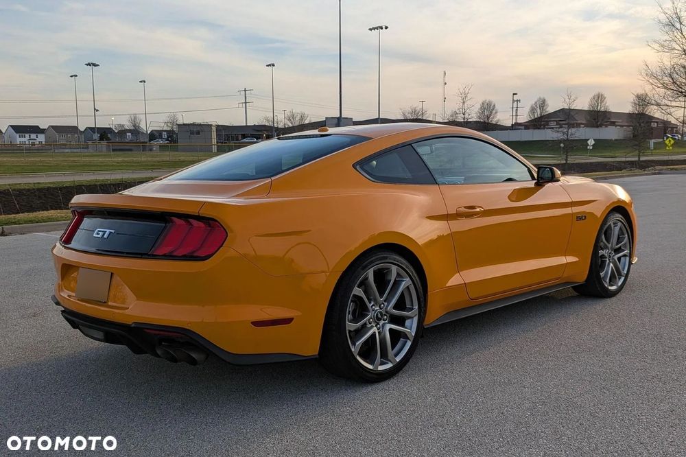 Ford Mustang 5.0 V8 GT - 5