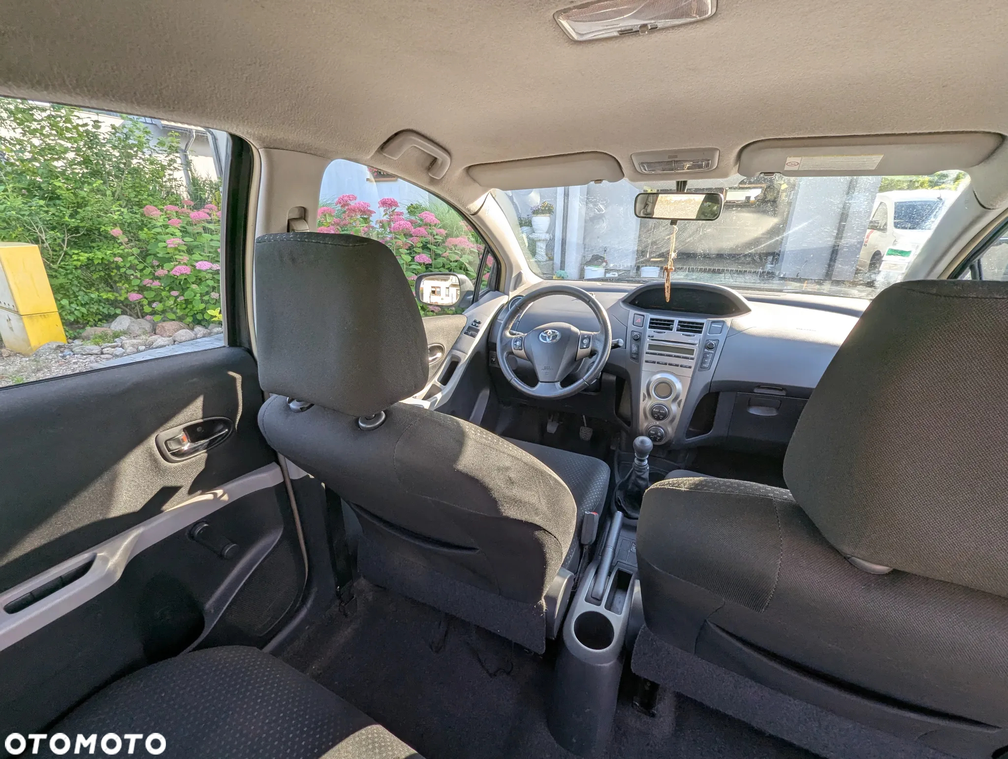 Toyota Yaris 1.4 D-4D - 12