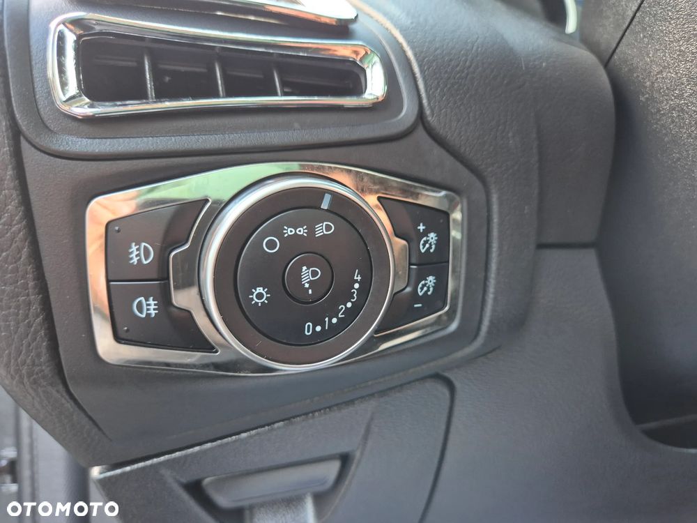Ford Focus 1.0 EcoBoost SYNC Edition ASS - 35