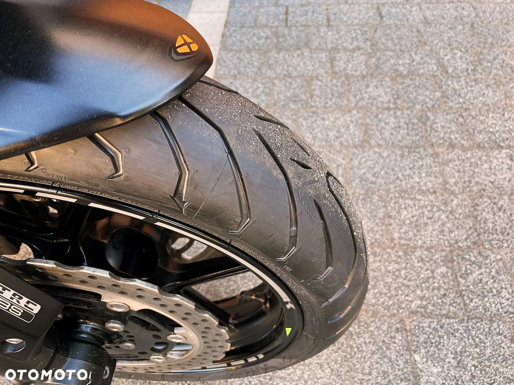 Kawasaki Versys 1000 - 12