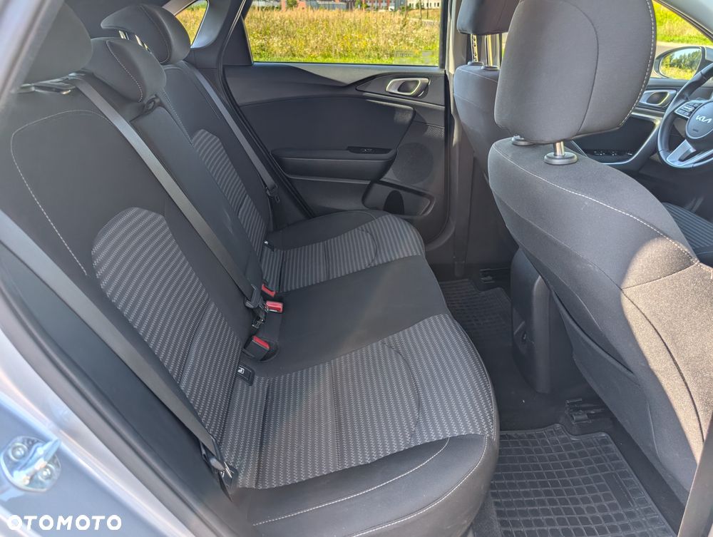 Kia Ceed 1.5 T-GDI M DCT - 29