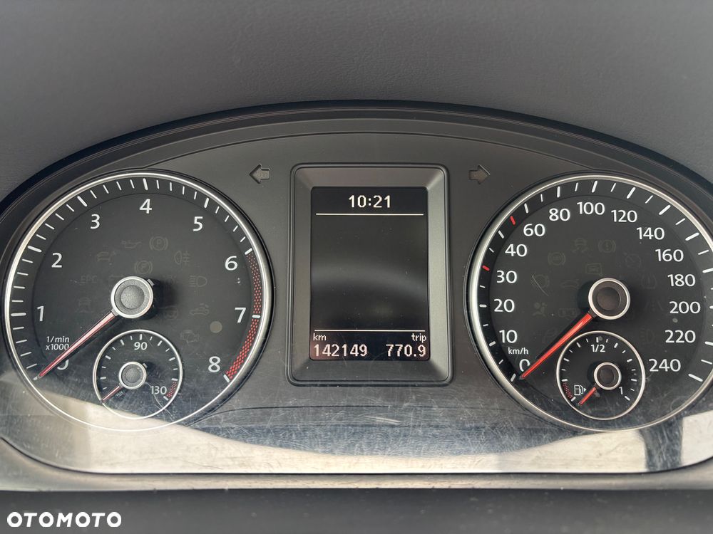 Volkswagen Touran 1.4 TSI Cross - 21