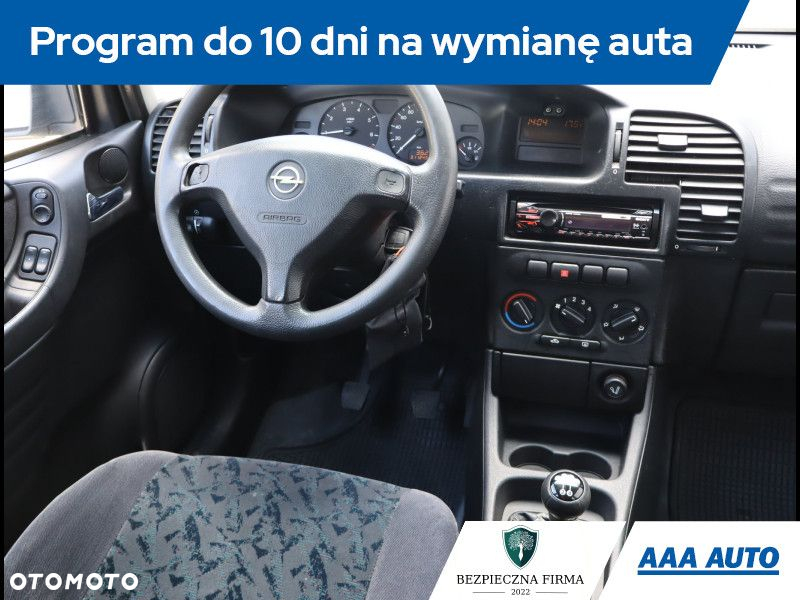 Opel Zafira - 8