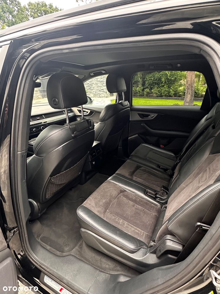 Audi Q7 - 8