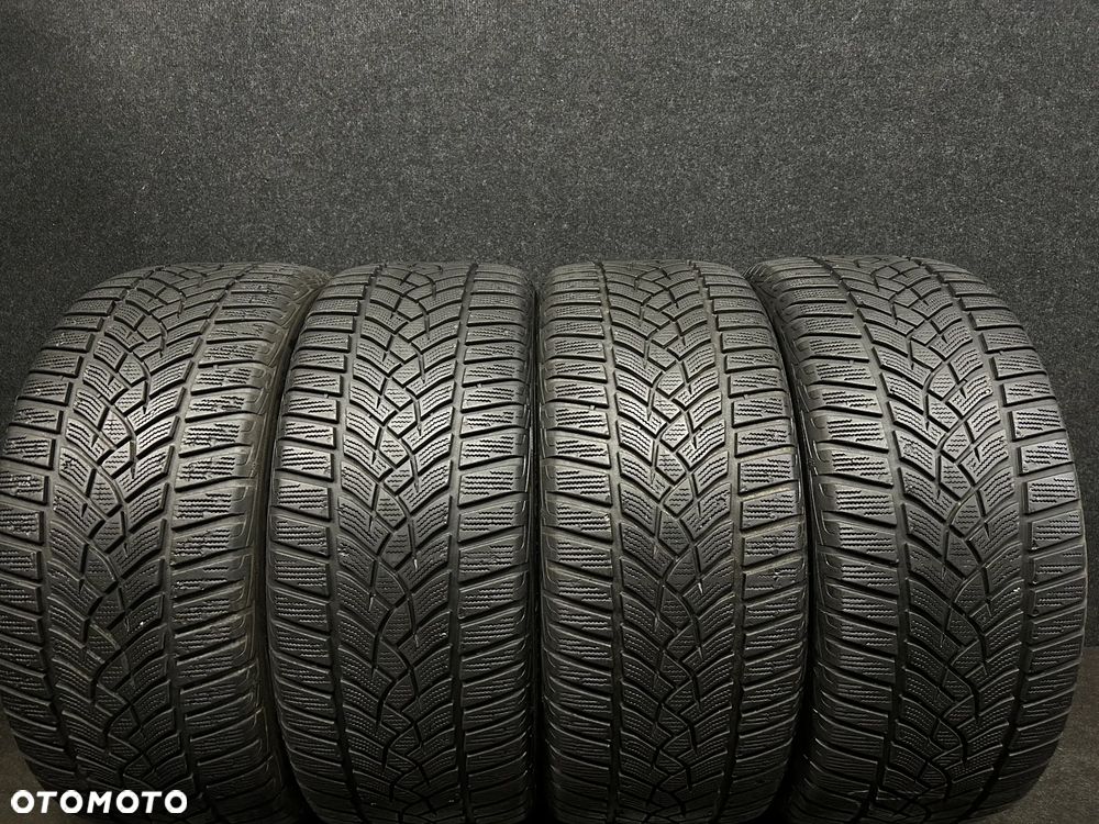 Opony zimowe Goodyear Ultra Grip Performance Gen-1 235/45/18 98V 4szt. - 1