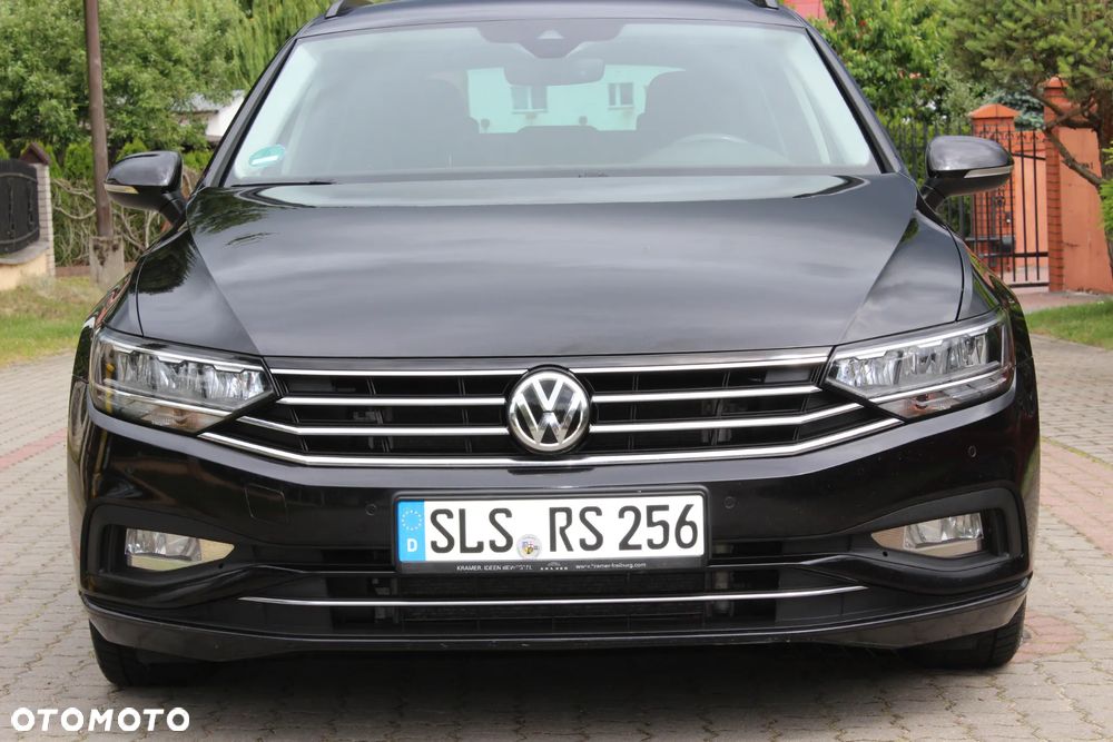 Volkswagen Passat Variant 2.0 TDI SCR DSG Business - 2