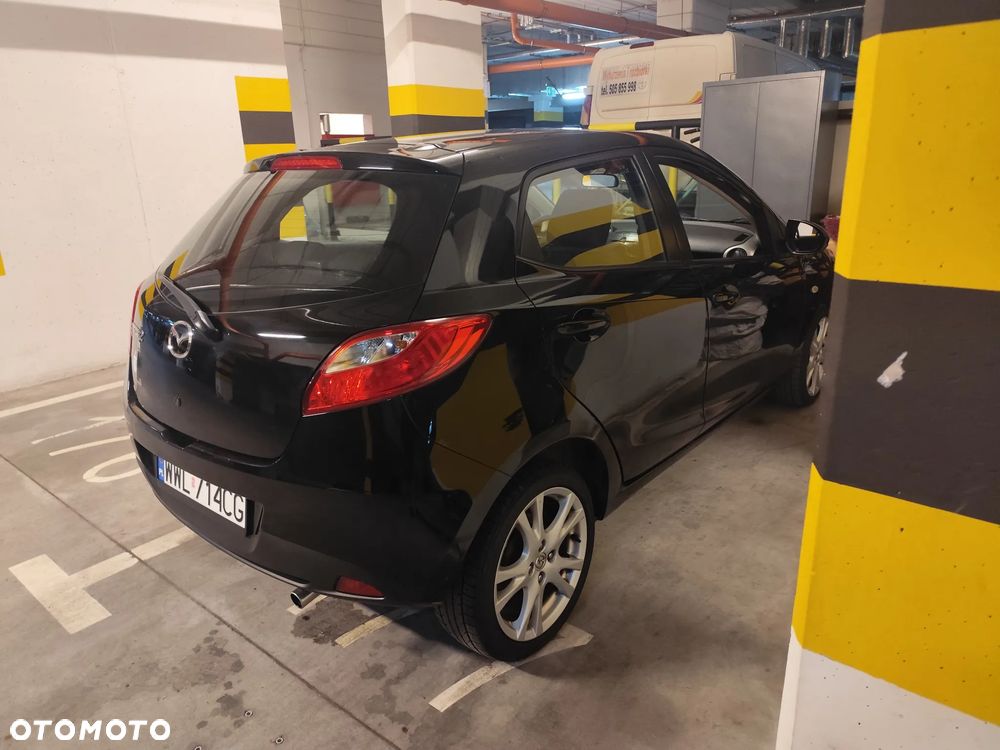 Mazda 2 2009 photo 5