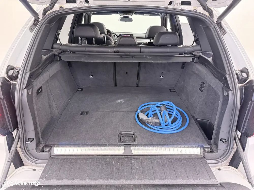 BMW X5 40e xDrive Pack M - 14