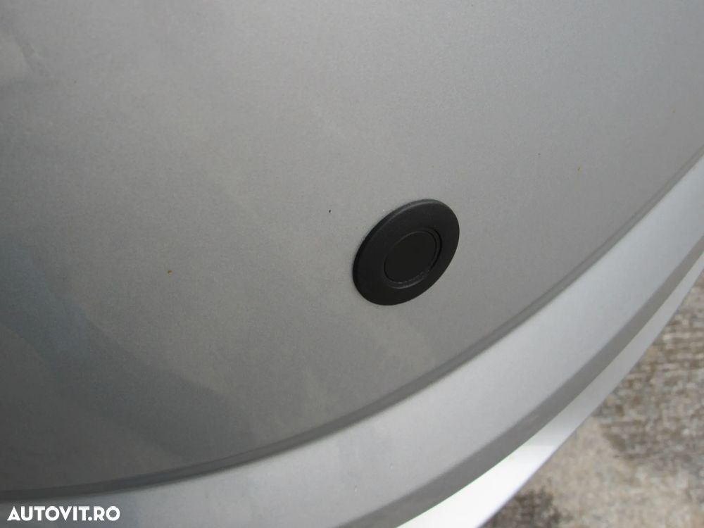 Dacia Logan TCe 90 Essential - 26