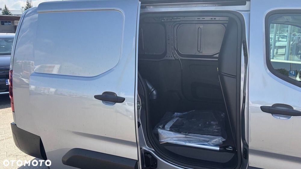 Peugeot partner Partner Furgon XL Diesel 130KM Automat - 6